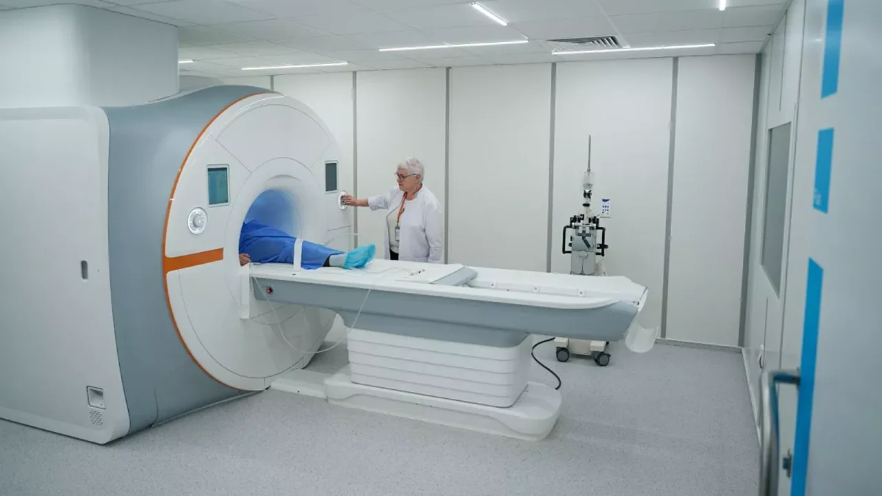 تعمیر برد دستگاه رادیولوژی و ام آر آی MRI